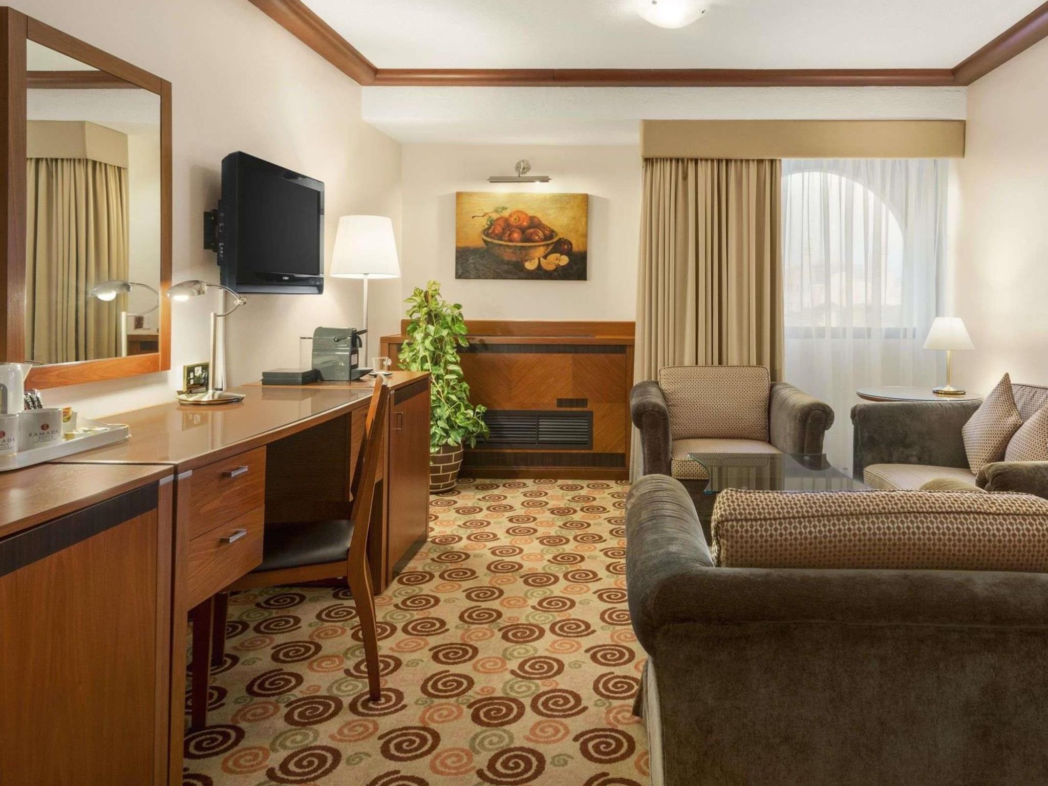 Ramada By Wyndham Bahrain Hotel Manama Eksteriør billede