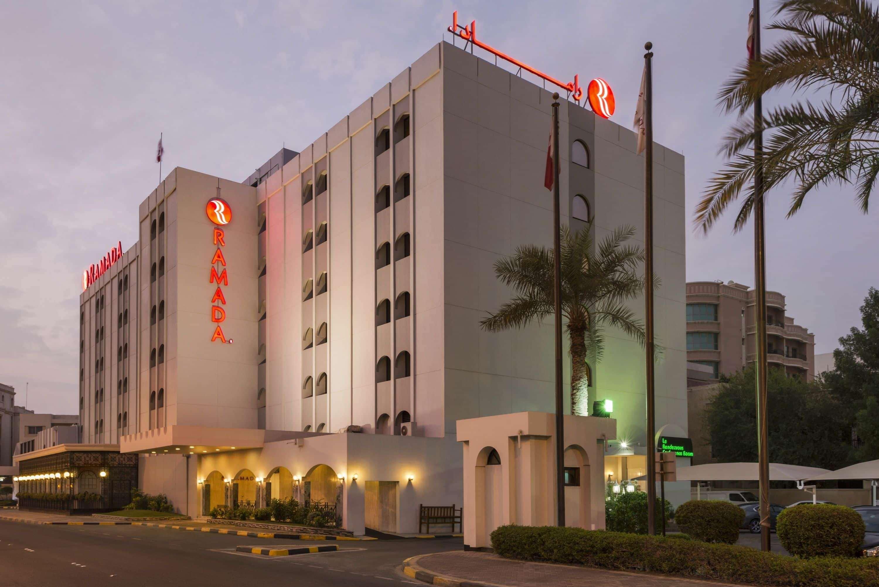 Ramada By Wyndham Bahrain Hotel Manama Eksteriør billede