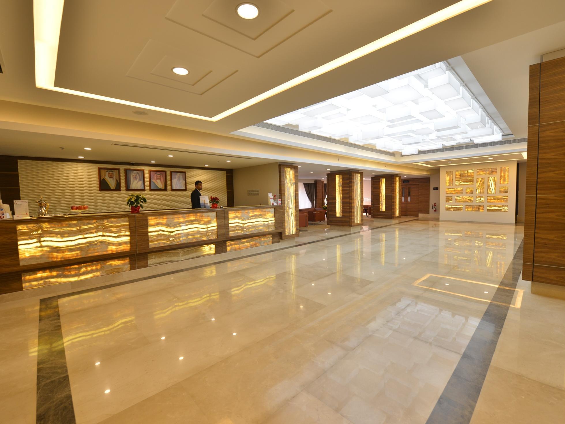 Ramada By Wyndham Bahrain Hotel Manama Eksteriør billede