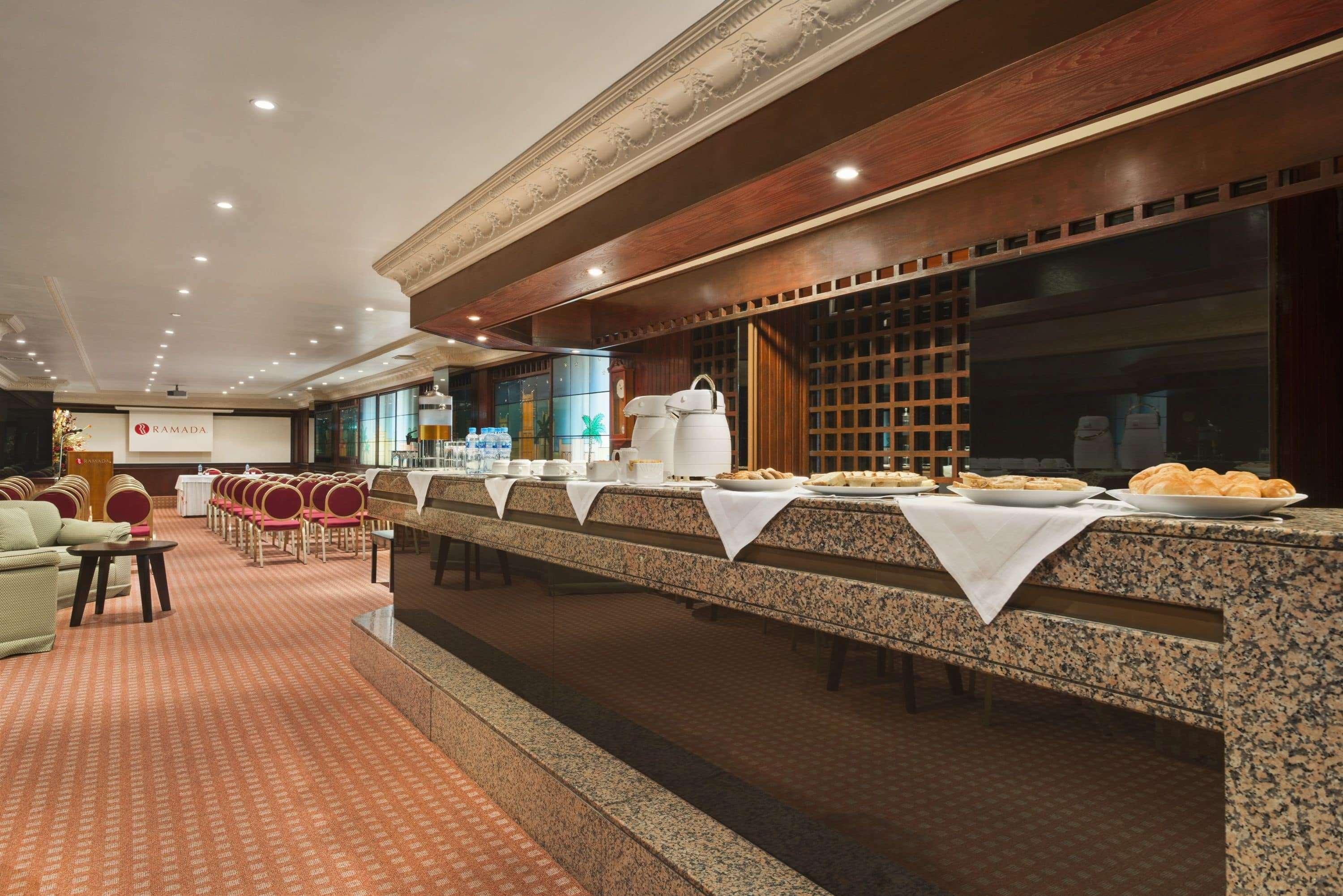 Ramada By Wyndham Bahrain Hotel Manama Eksteriør billede